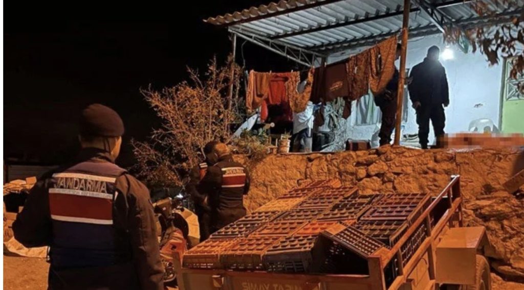 Manisa’da damat kayınbiraderini ve kayınvalidesini öldürdü