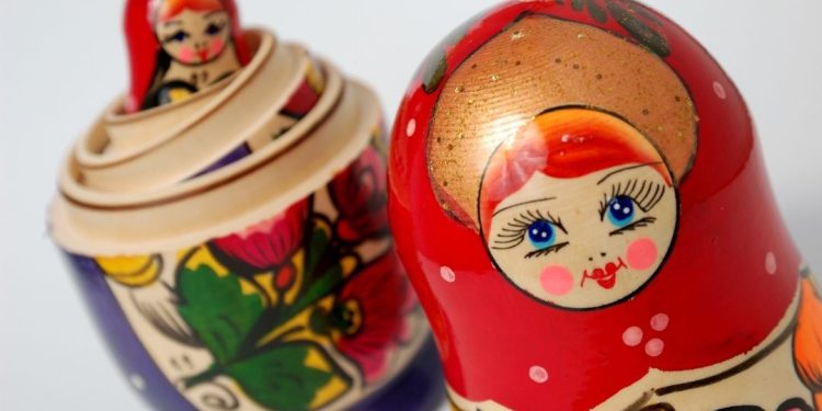 Matryoşkalar ve düğümler