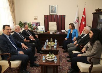 Metiner’den HDP ziyareti açıklaması: Bir şeyi biz yapınca doğru mu olur?