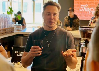 Musk kararlı: Şikayetçiler devam etsin, ‘mavi tık’ın maliyeti aylık 8 dolar olacak