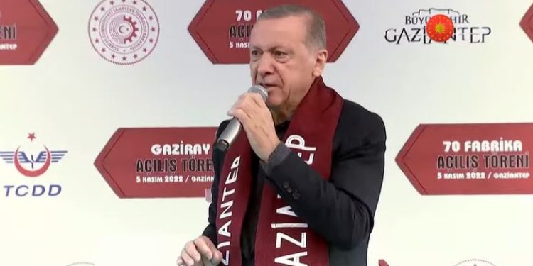 Nebati’yi unutan Erdoğan, Londra’ya giden Kılıçdaroğlu’na yüklendi: Nereye gittiğinin farkında mısın?