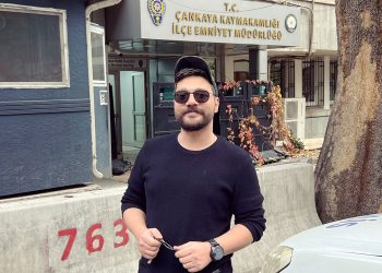 Oğuzhan Uğur gözaltına alındı