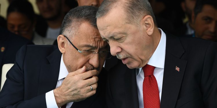 Oktay: Cumhurbaşkanımızın tek adam olma niyeti yoktur