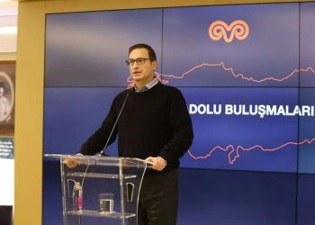Ömer Koç’tan bayilere rica: Harcamalarınızı erteleyin, nakit akışlarınızı takip edin