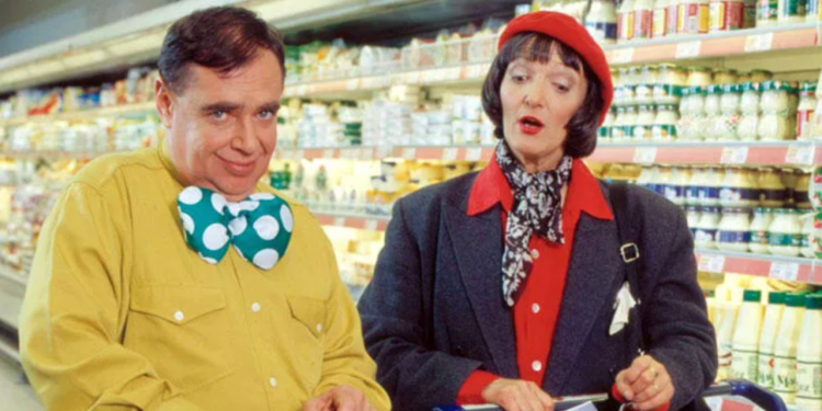 Oyuncu Güzin Çorağan hayatını kaybetti