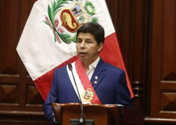 Peru Cumhurbaşkanı Pedro Castillo’nun ülke dışına çıkmasına izin verilmedi