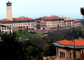 Rektörlüğe ait araçta bulunmuştu: Koç Üniversitesi'nden 'uyuşturucu' açıklaması