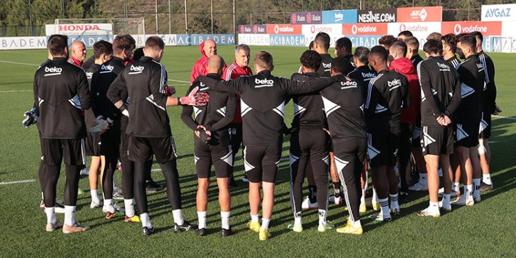 Şenol Güneş, raporunu yönetime sundu