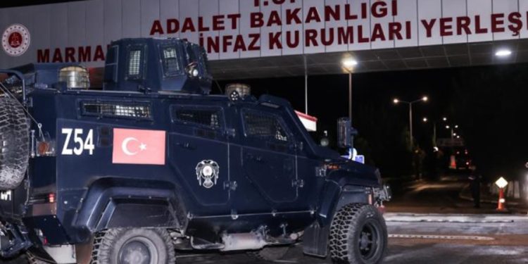 Taksim saldırısında 17 kişi hakkında tutuklama kararı