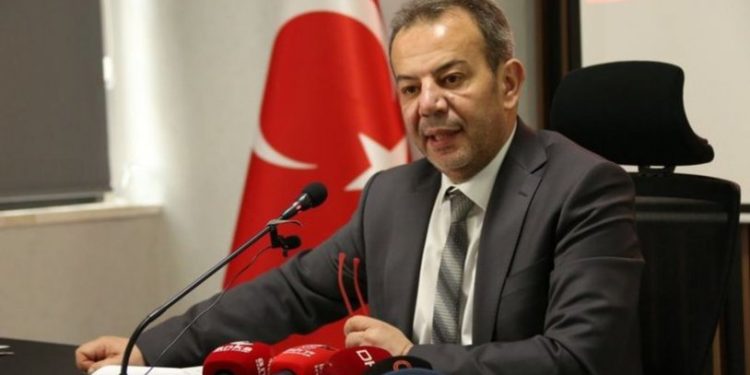 Tanju Özcan: CHP üyeliğim TDP üyeliğine çevrilmiş