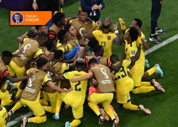 Tartışmaların gölgesinde futbolun galası başladı 