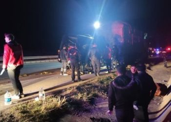 Tiyatro oyuncusu Burak Topçu'nun ölümü sevenlerini yasa boğdu