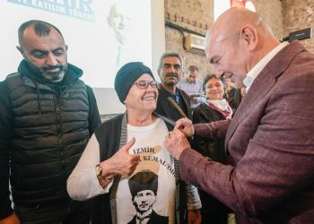Tunç Soyer: Başka bir hayatın mümkün olduğunu bildiğimiz için siyaset yapıyoruz