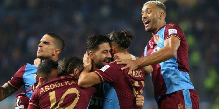 UEFA Avrupa Ligi'ne veda eden Trabzonspor, yoluna Konferans Ligi'nde devam edecek