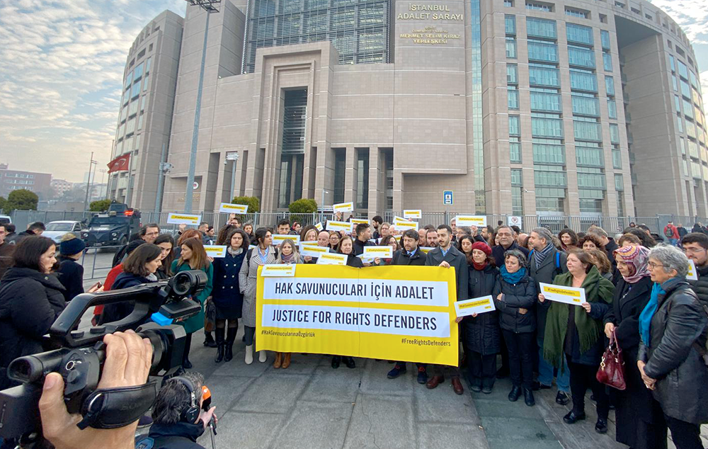 Yargıtay ‘Büyükada Davası’ndaki mahkûmiyet kararlarını bozdu: Deliller yetersiz