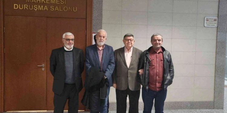 Zaman gazetesi yazarlarının davasında karar: 2 yıl 6 ay hapis