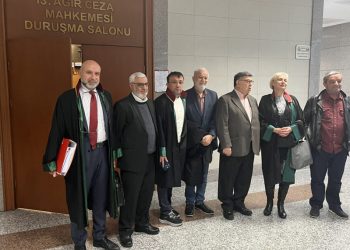 Zaman yazarlarına hapis cezası: ‘Yazılarımdan değil ‘duruşumdan’ dolayı 22 ay hapis yattım’