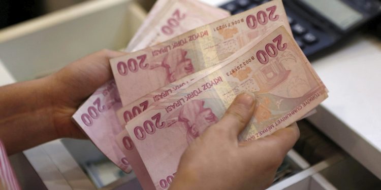 Reuters: “Türkiye’de Merkez Bankası Seçim Yaklaşırken Lira Üzerindeki Kontrolunu Sıkılaştırdı”