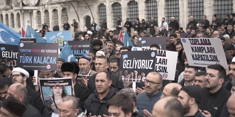 Çin İstanbul’da Protesto Edildi