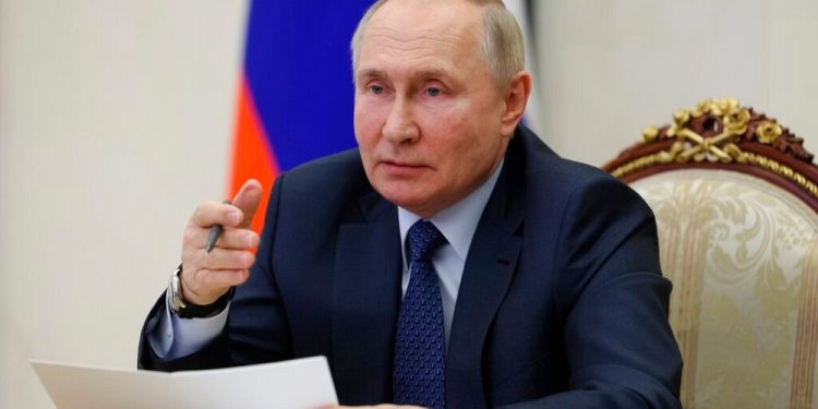 Putin: Ukrayna’daki çatışmalar uzun sürecek
