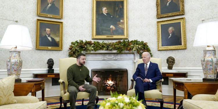 Zelenskiy, Beyaz Saray’da ABD Başkanı Biden ile görüştü, ‘destek için teşekkür’ etti