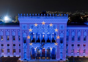 Avrupa Birliği, Bosna Hersek’e adaylık statüsü verilmesi konusunda anlaştı