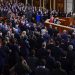 Zelenskiy ABD Kongresinde konuştu: Ukrayna yaşıyor ve Rusya’yı geri püskürtüyor