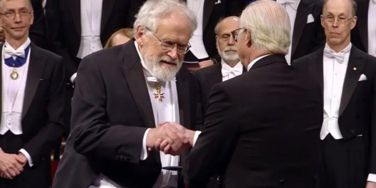 2 yıl aradan sonra Nobel ödül töreni düzenlendi