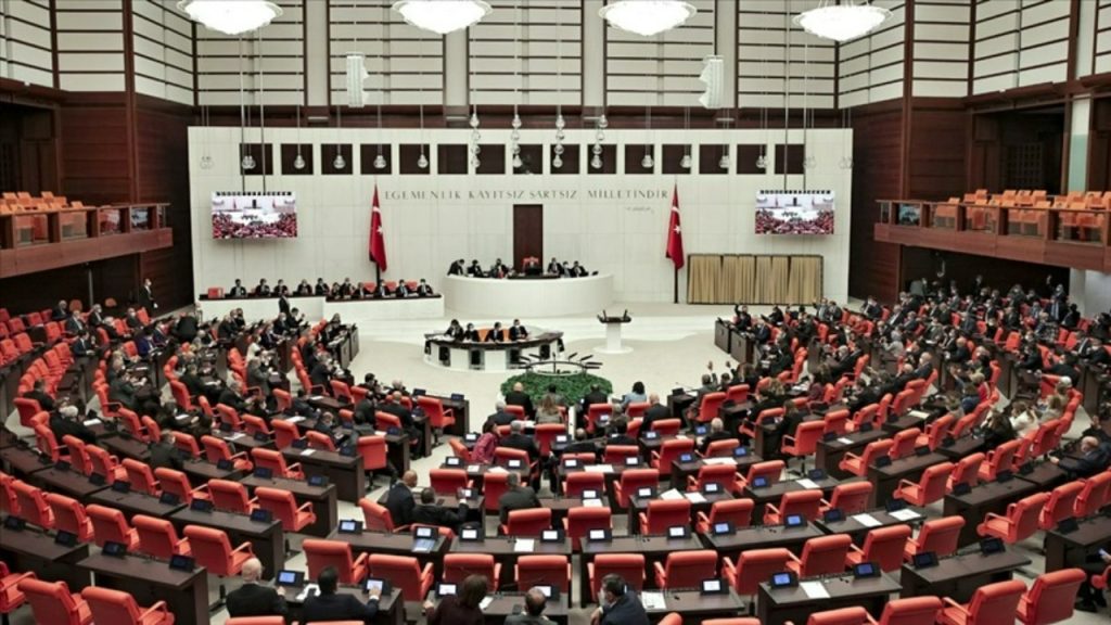 2023 bütçesi TBMM'de kabul edildi