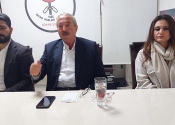 Adana’da ‘İnsan hakları ve barış’ konulu söyleşi