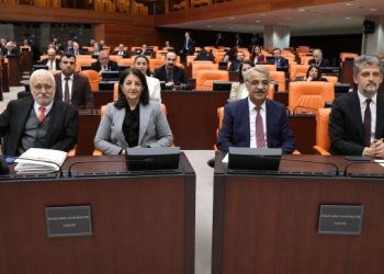 HDP’nin çözüm programı: Savaşa son vereceğiz