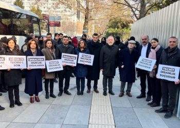Adalet Bakanlığı önünde tecride karşı eylem: Sonuç alana kadar buradayız