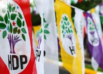 ‘İktidar muhaliflere saldırarak kendi çıkmazını yarattı’