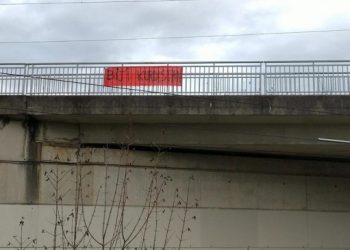 Strasbourg sokaklarında Paris katliamına tepki