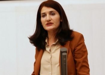 Vekilliğin düşürülmesine tepki yağdı: #SemraGüzelHalkınVekilidir