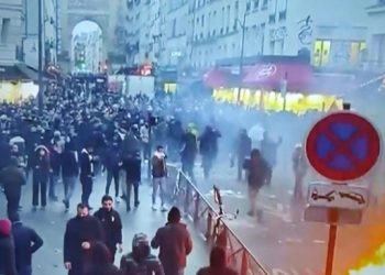 Fransa İçişleri Bakanı, saldırının siyasi olmadığını savundu