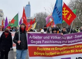 Avrupa’da tecrit ve saldırılar protesto edildi