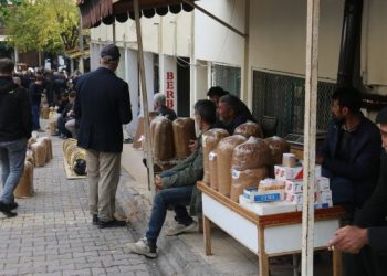 ‘Yerli tütün üreticisini bitirmek istiyorlar’