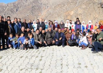Wan’da yürüyüş çağrısı: Tecrit kırılmadan çözüm konuşulamaz