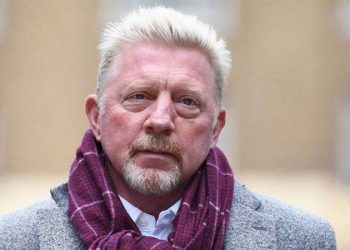 Eski Wimbledon şampiyonu Alman tenisçi Boris Becker, borçlarını ödememek için 2,5 milyon sterlin değerinde varlık ve krediyi saklamaktan aldığı hapis cezasının sekiz ayını çektikten sonra serbest bırakıldı.