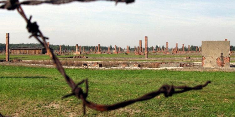 97 yaşındaki Nazi toplama kampı sekreterine hapis cezası