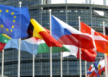 AB: Türkiye, Rusya'ya yaptırımları uygulamak zorunda