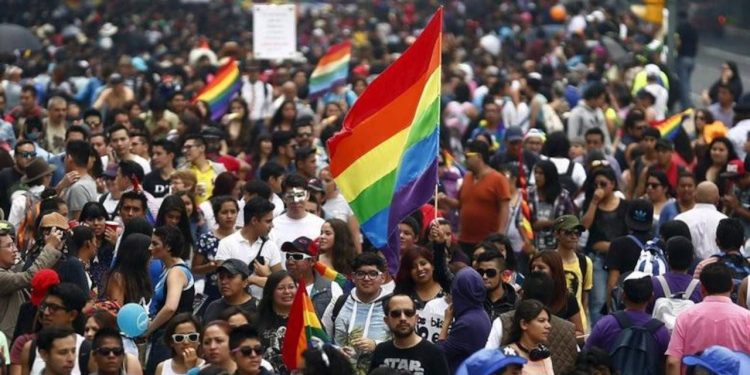 ABD Senatosu, eşcinsel evlilikleri koruma altına alan yasa tasarısını onayladı