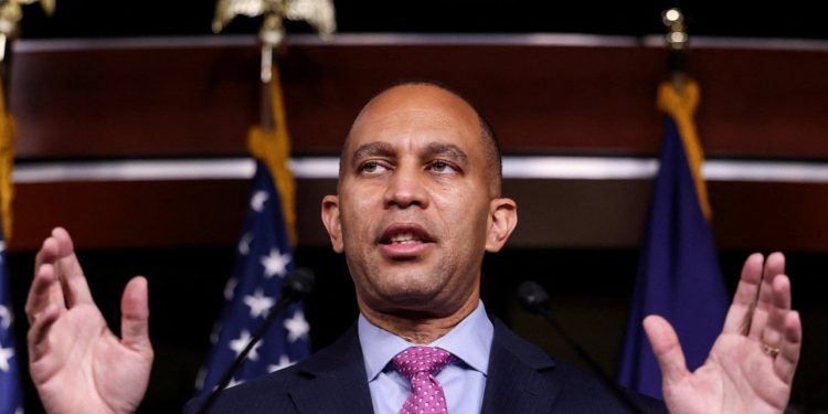 ABD'de Demokratlar Pelosi'nin yerine geçecek ismi belirliyor