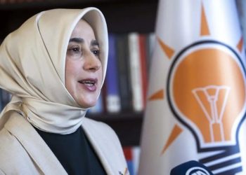 AKP'den seçim tarihi açıklaması: 1-2 hafta öne gelebilir