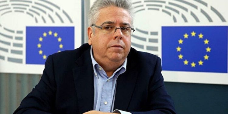 AP Türkiye raportörü: Adalet iğrenç şekilde siyasi amaçlar için kullanılıyor