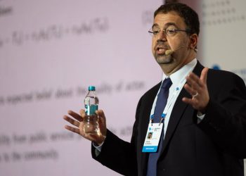 Acemoğlu: Tablo çok negatif Türkiye’nin geleceğini karamsar görmüyorum