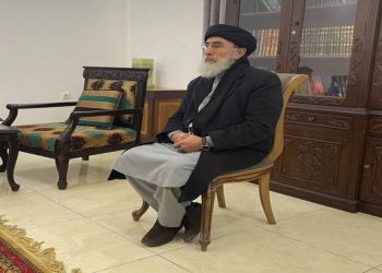 Afganistan'da eski başbakana suikast girişimi: Hikmetyar yara almadan kurtuldu