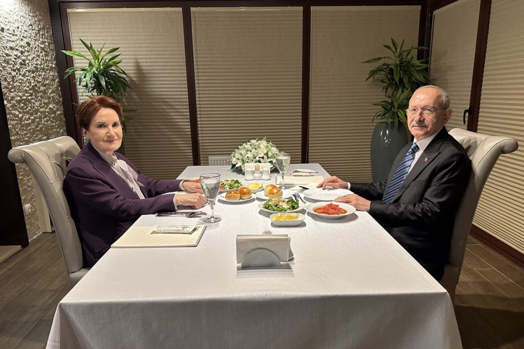 Akşener: Niye dağılsın Altılı Masa? Birlikte kazanacağız