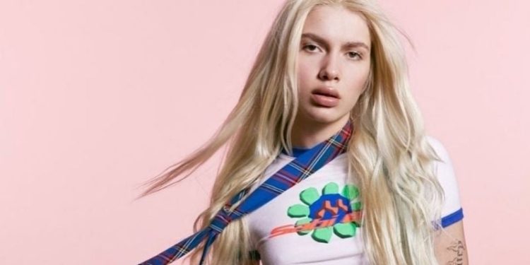 Aleyna Tilki'den çocuk istismarını meşrulaştırmaya çalışan 'AK troll'e: Hepiniz potansiyel suçlusunuz